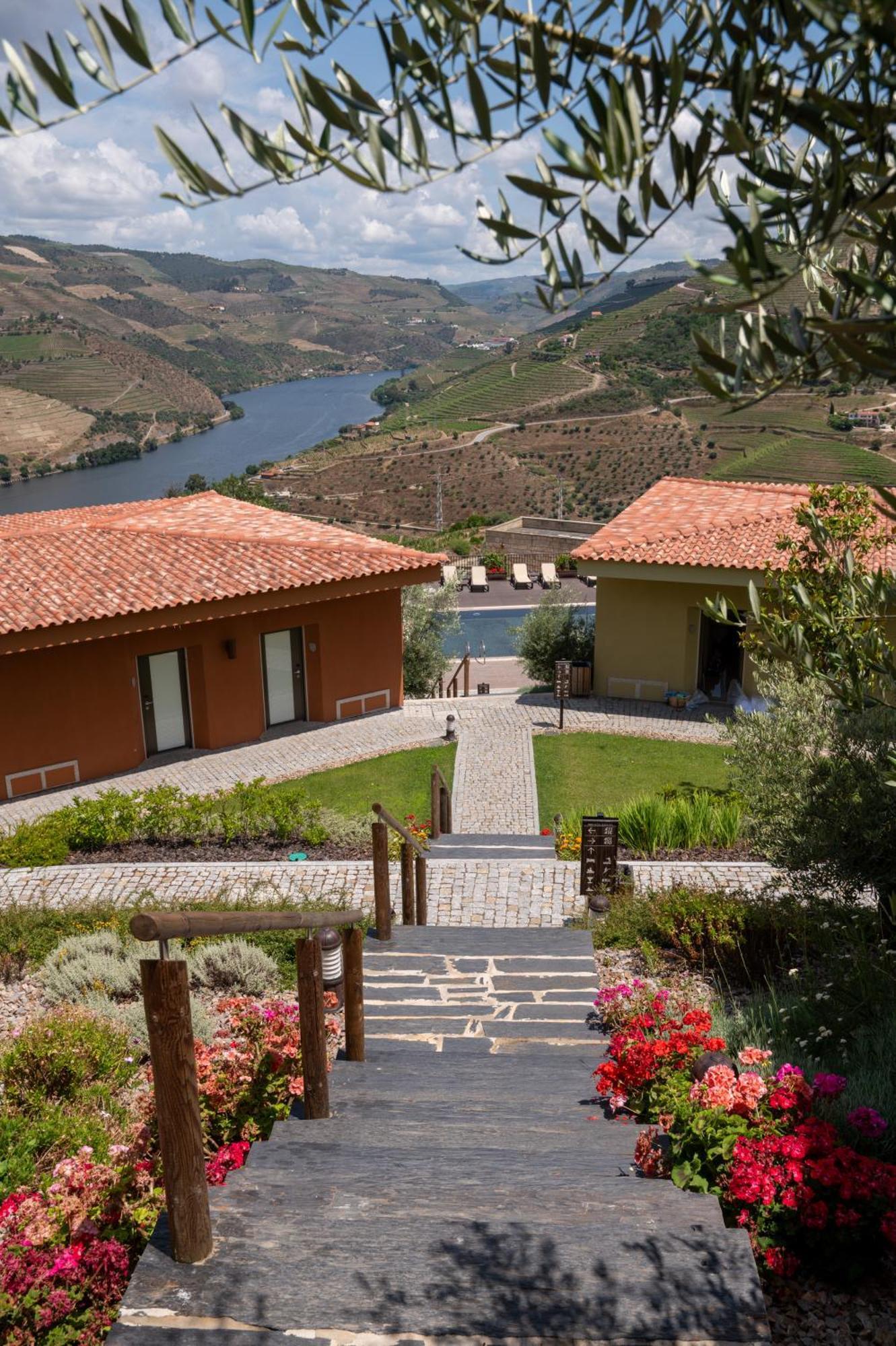 Vila Gale Douro Vineyards Villa Armamar Exterior photo